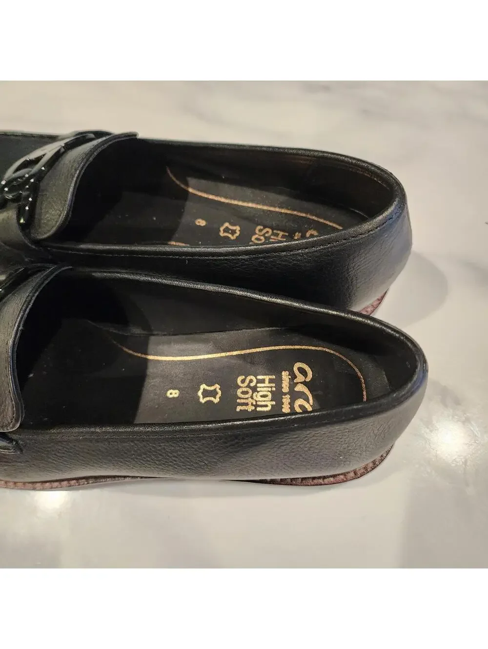 Ara Black Leather Loafers Women's Size 10 Chain Accent Comfort Shoes NWOB